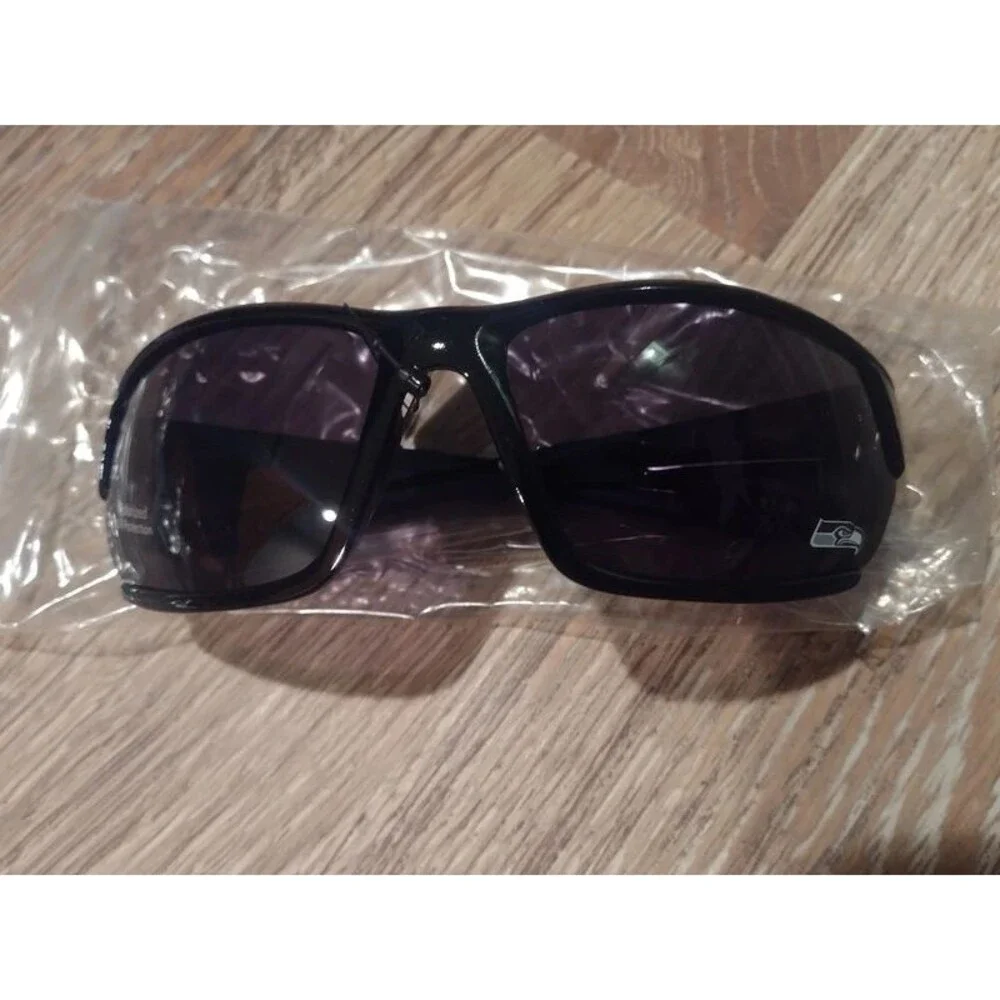 NFL Seattle Seahawks polarized sunglasses new